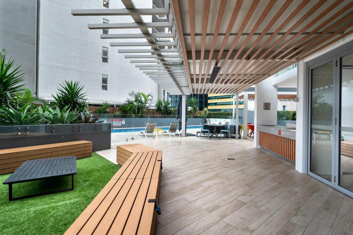 City Living - Brisbane River-View 2 Bedroom Apt Екстер'єр фото